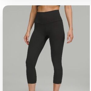 Lululemon Black Wunder Under High-Rise Crop 21"